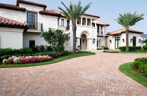 Best Affordable Driveway Paving  in Italy, TX
